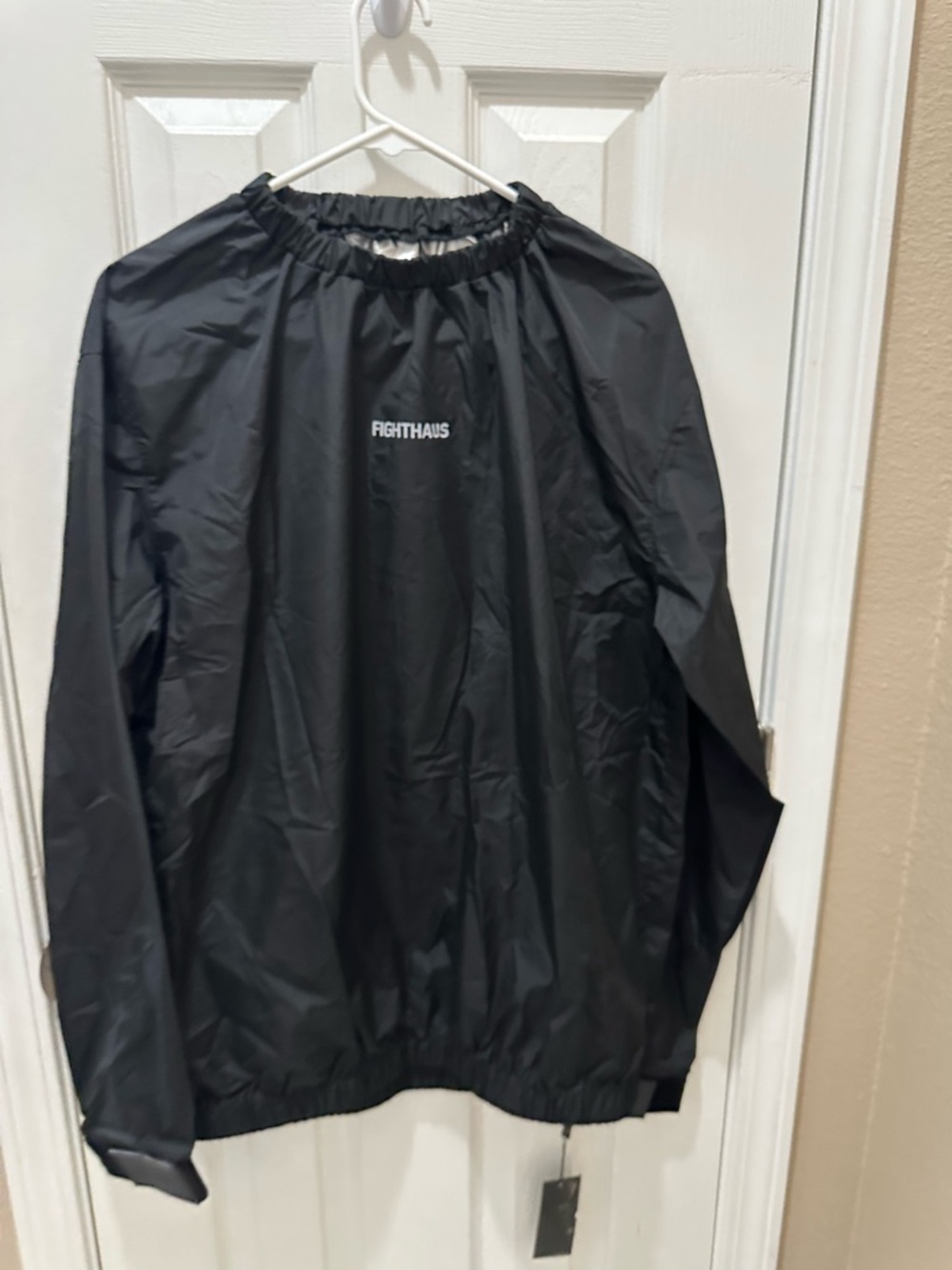 FIGHTHAUS contender sauna Suit pullover size Medium black NEW